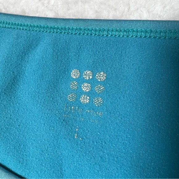 Title 9 Ocean Wave Boardwalk Thermalete Fabric Regulator Dress Large - Picture 7 of 14